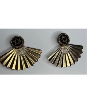 Vintage Gold Tone Fan Clip On Earrings With Black Accent.